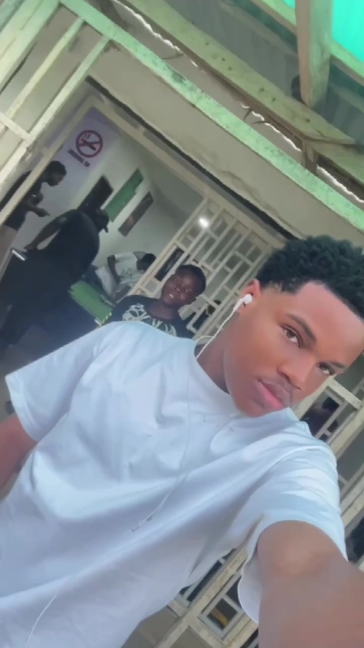 @🥷Emmzy🙂