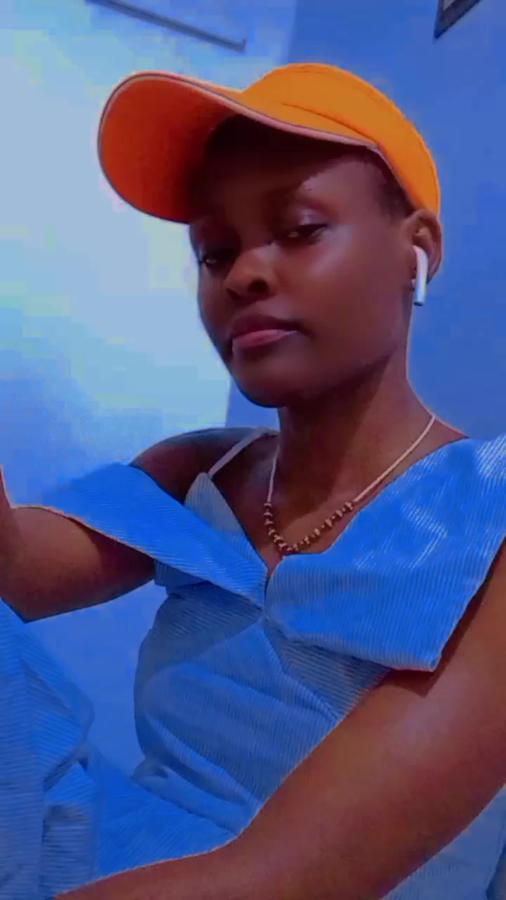 @(𝓥.𝓘.𝓥.𝓘.𝓐.𝓝✴️💙𝓛.𝓤.𝓧