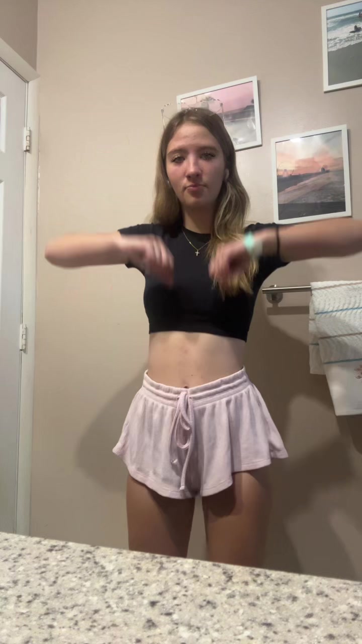 @livy.poo.16