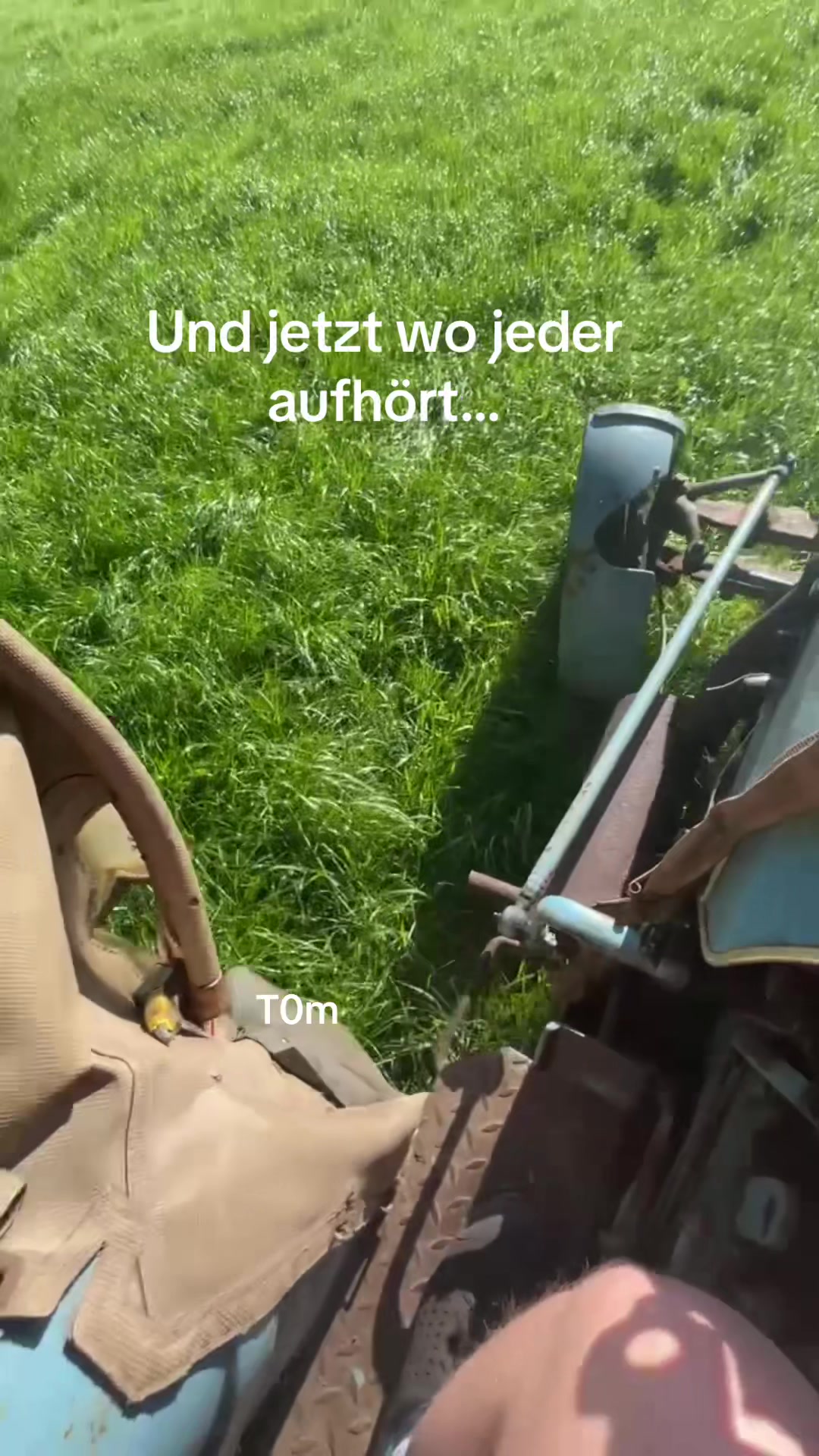 @t0m