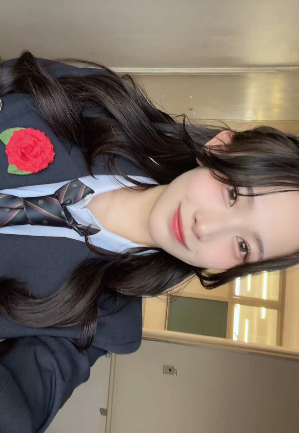 @柚来しいな