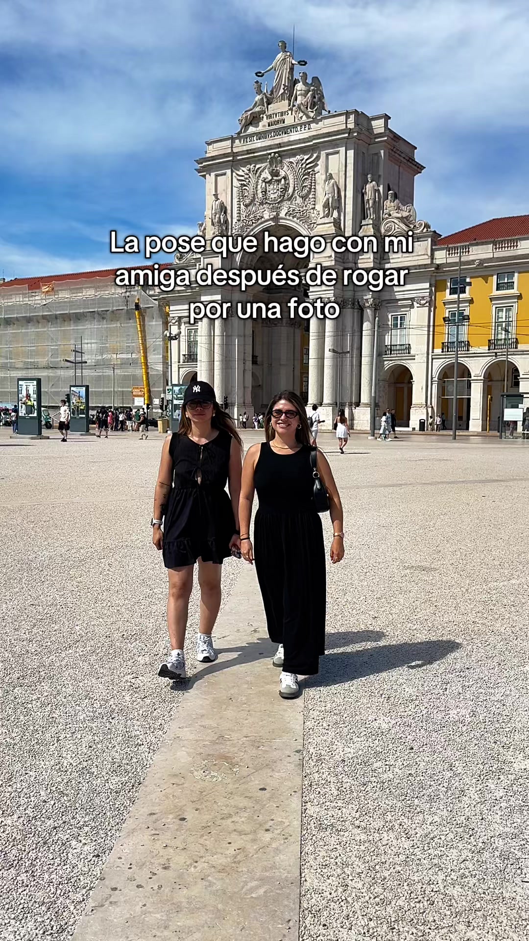 @Paola Pastrana