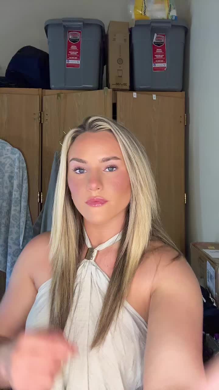 @JuliaTurk