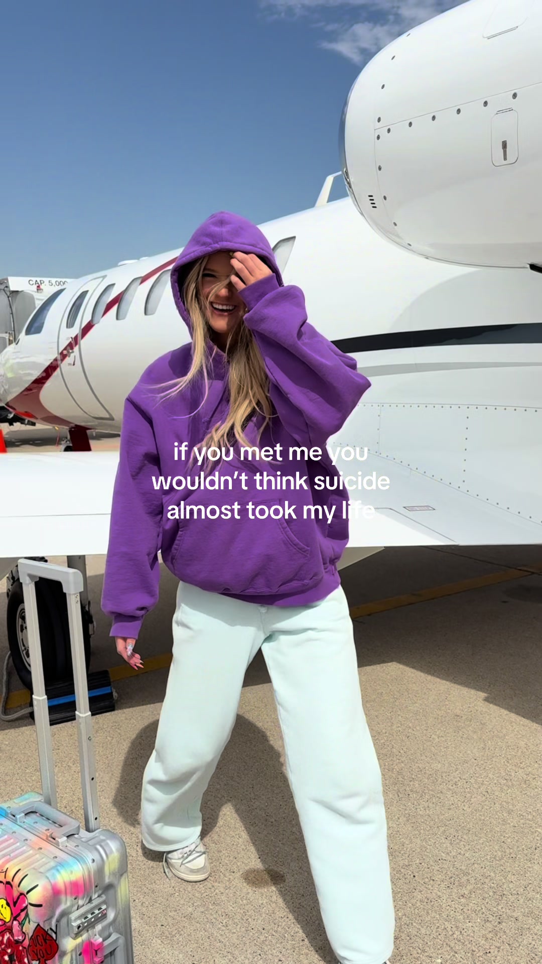 @bella