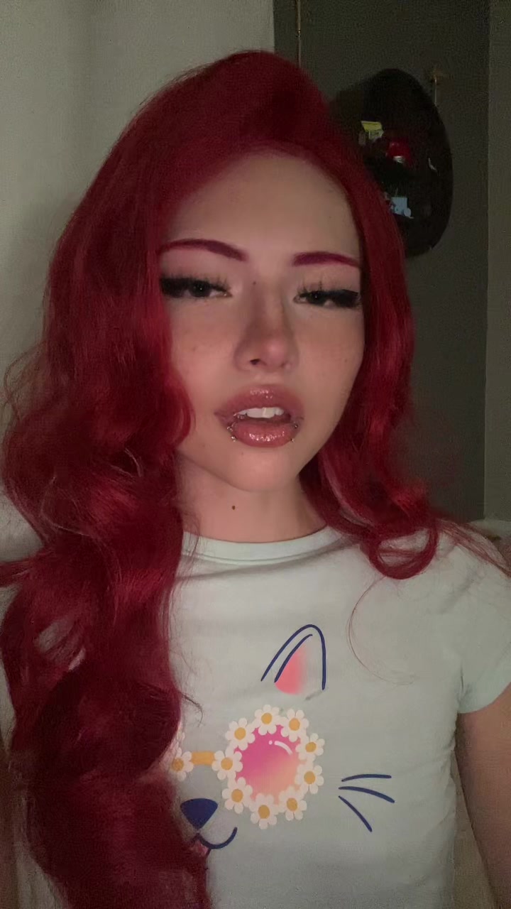 @_.Mothgirl._