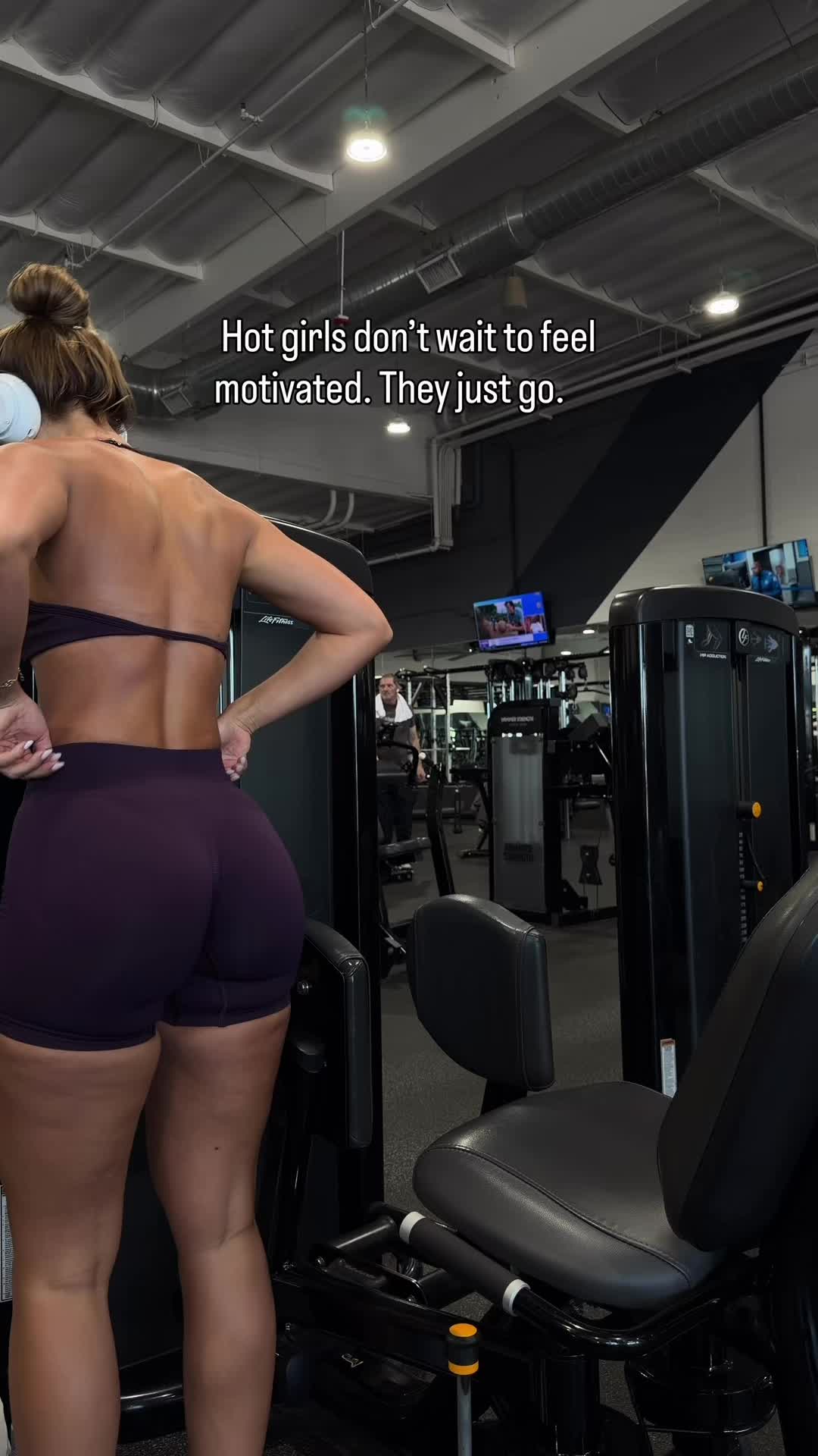 @Kellirosee