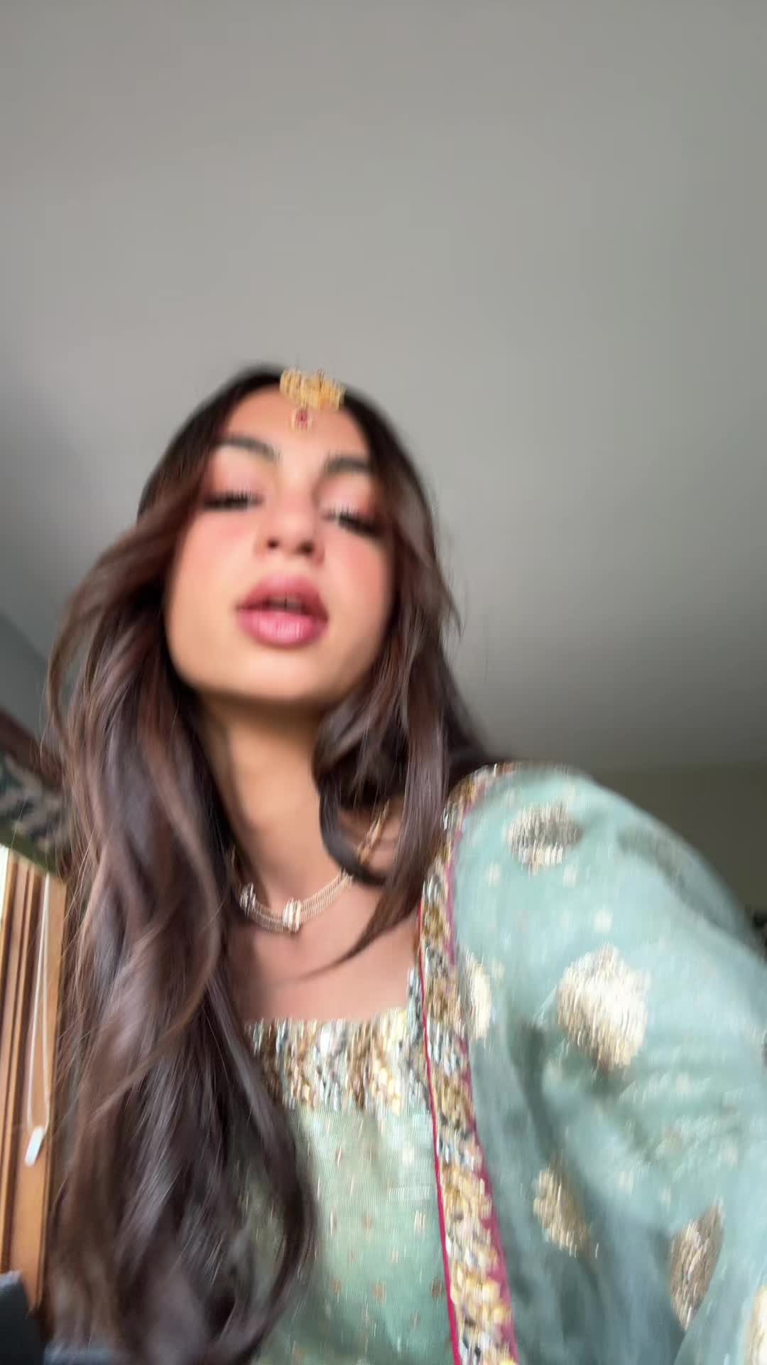 @Simrah14