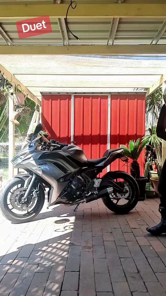 @Aussie_lady_rider 🏍 ♓️