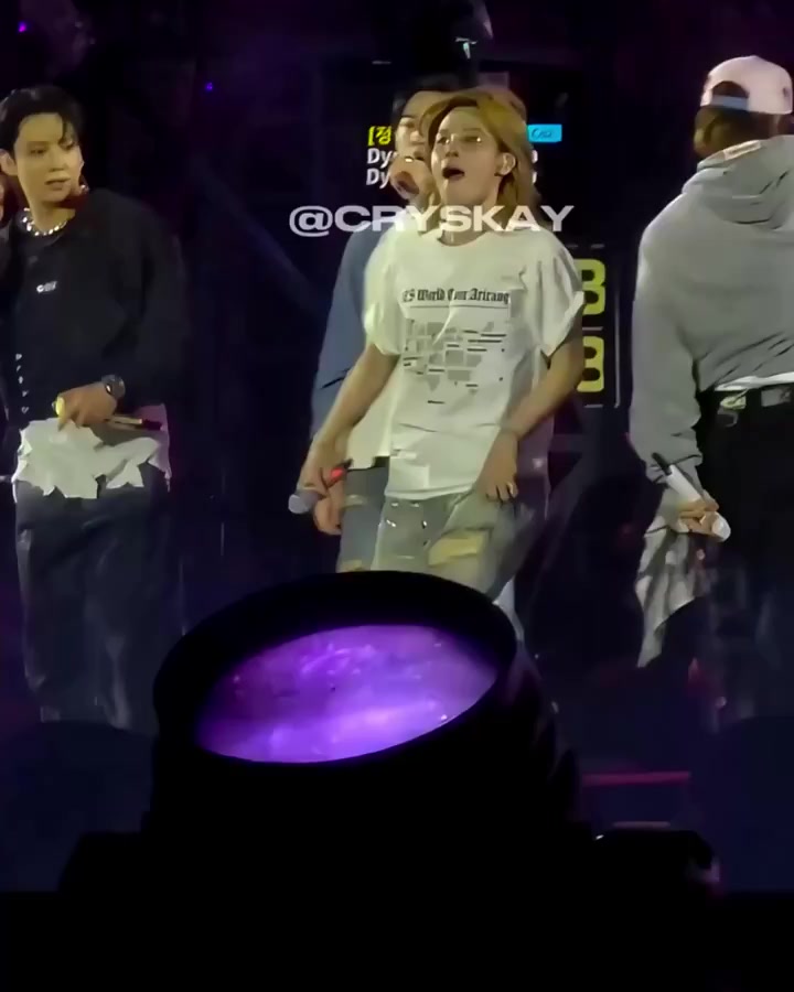 @JKโกJM