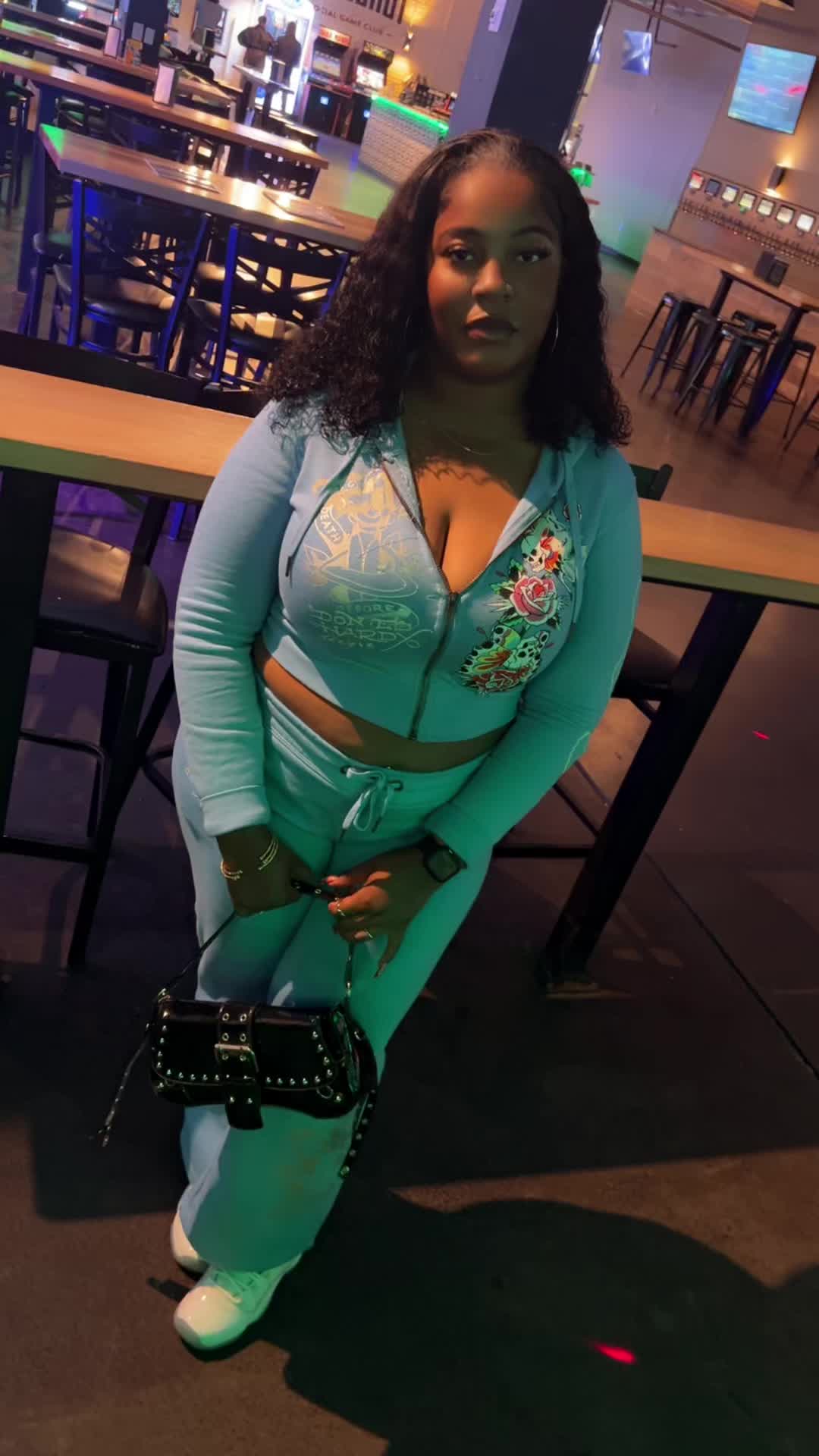 @NINI24
