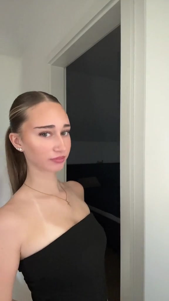 @𝗠𝗮𝗿𝗶𝗲