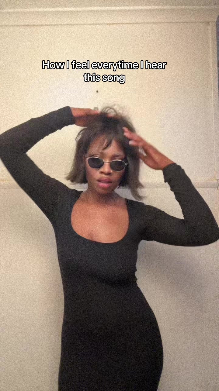 @Ugly Girl | Fashion Archivist