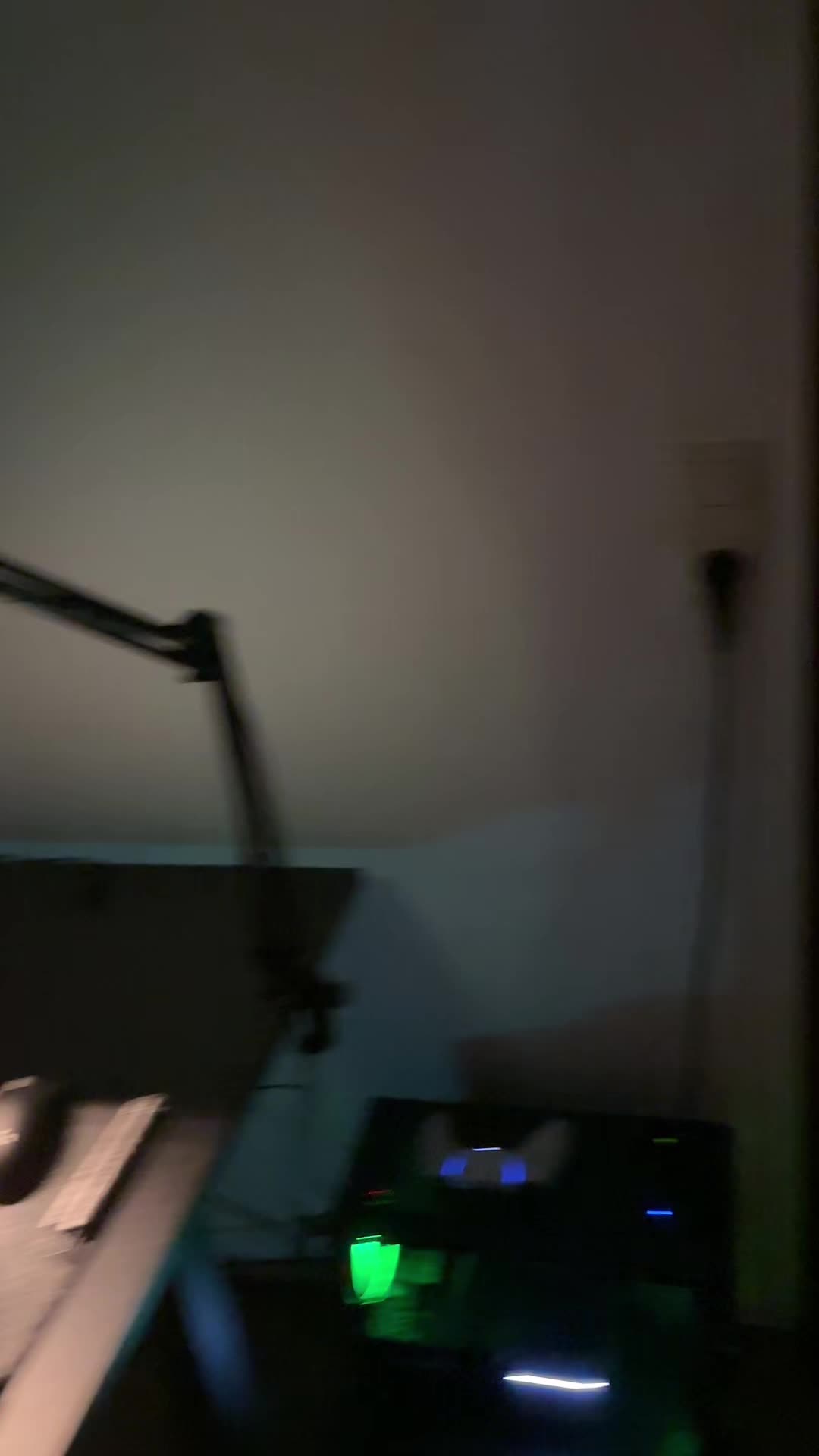 @Englez