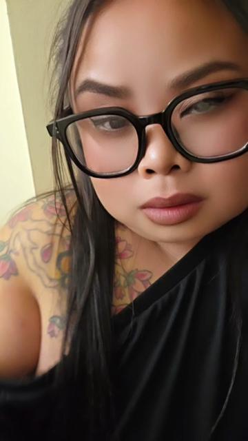 @Kn0wy0uRwoRth&hearts;️🇰🇭&hearts;️