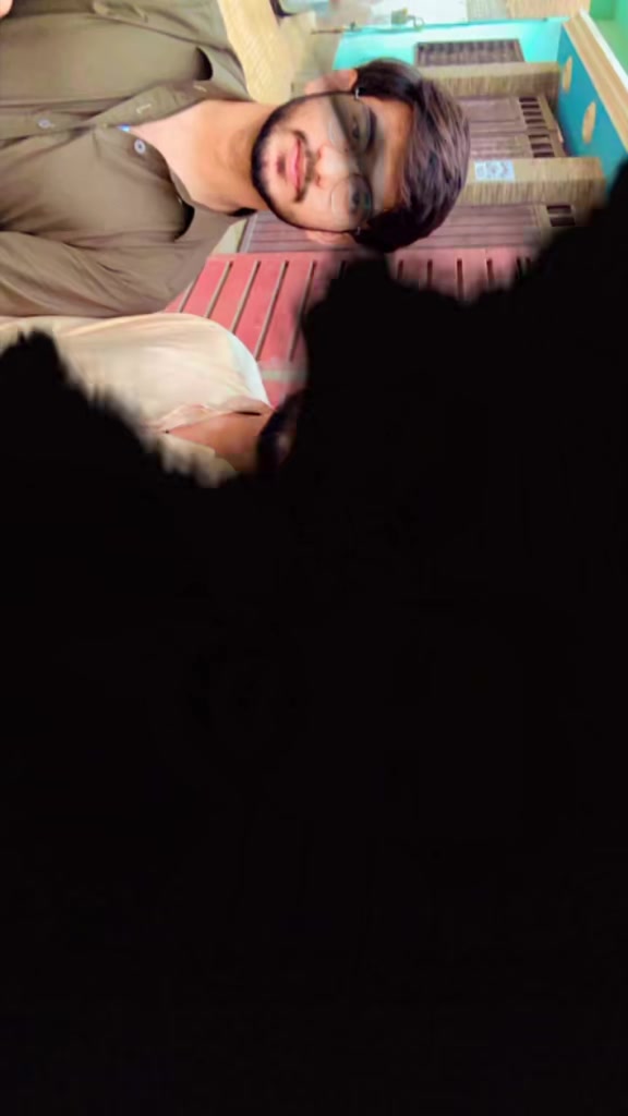 @Awiii10