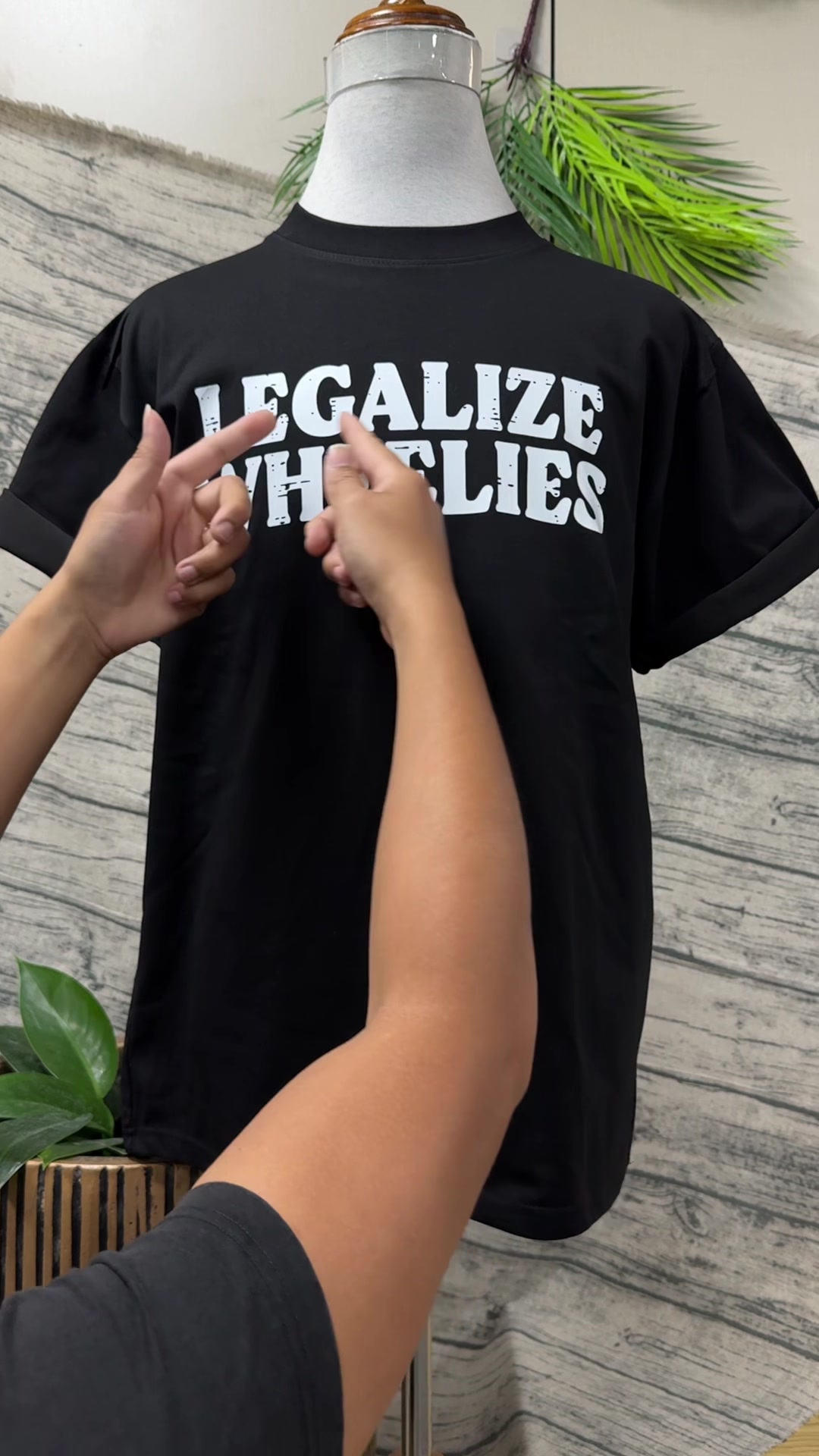 @Elly.shopus