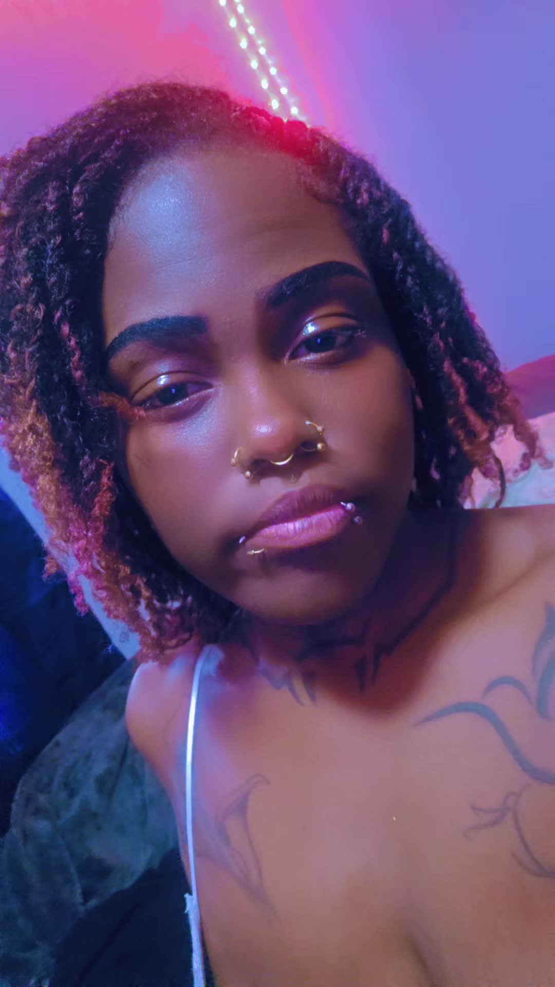 @Laud&eacute;