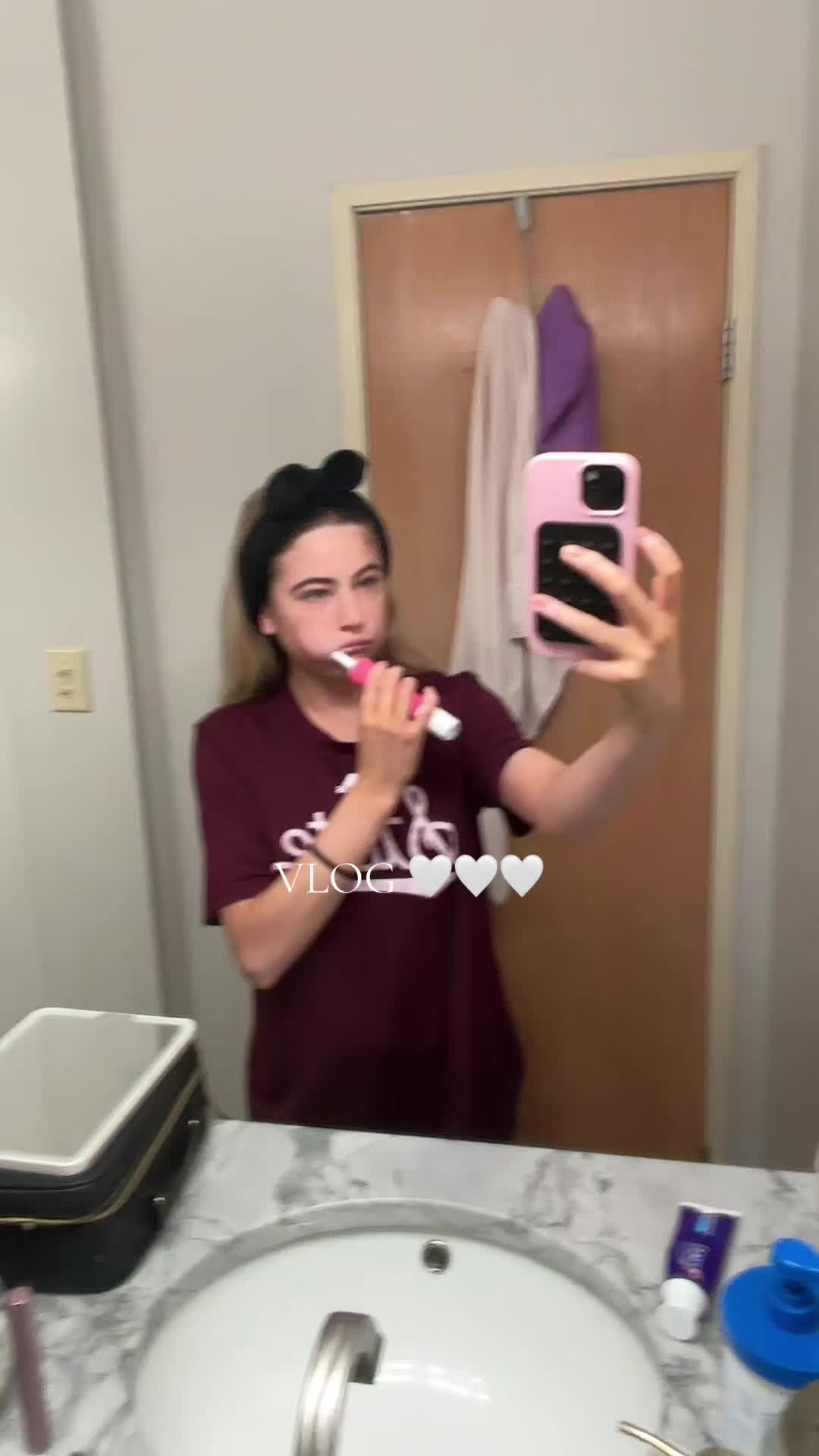 @theolivianagyy
