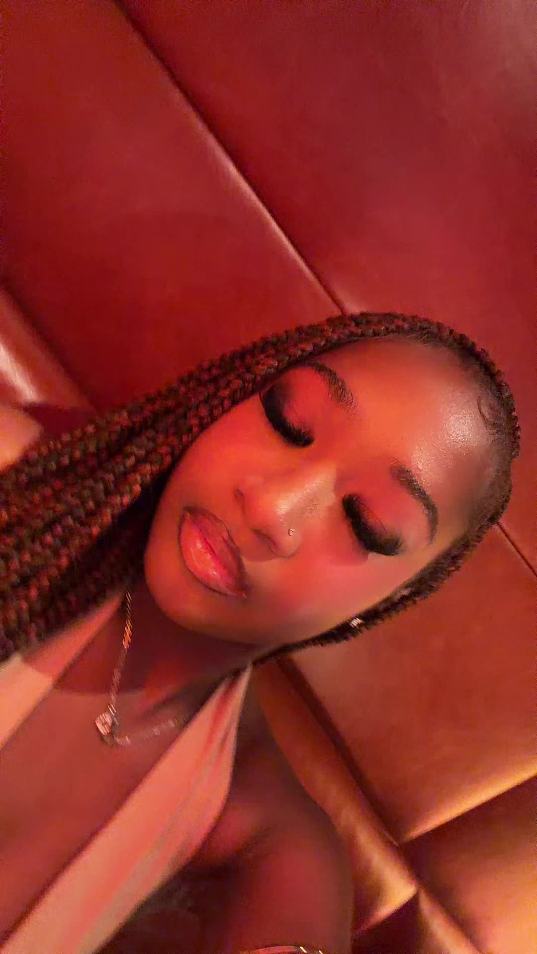 @Queenariiiberryyy🍓