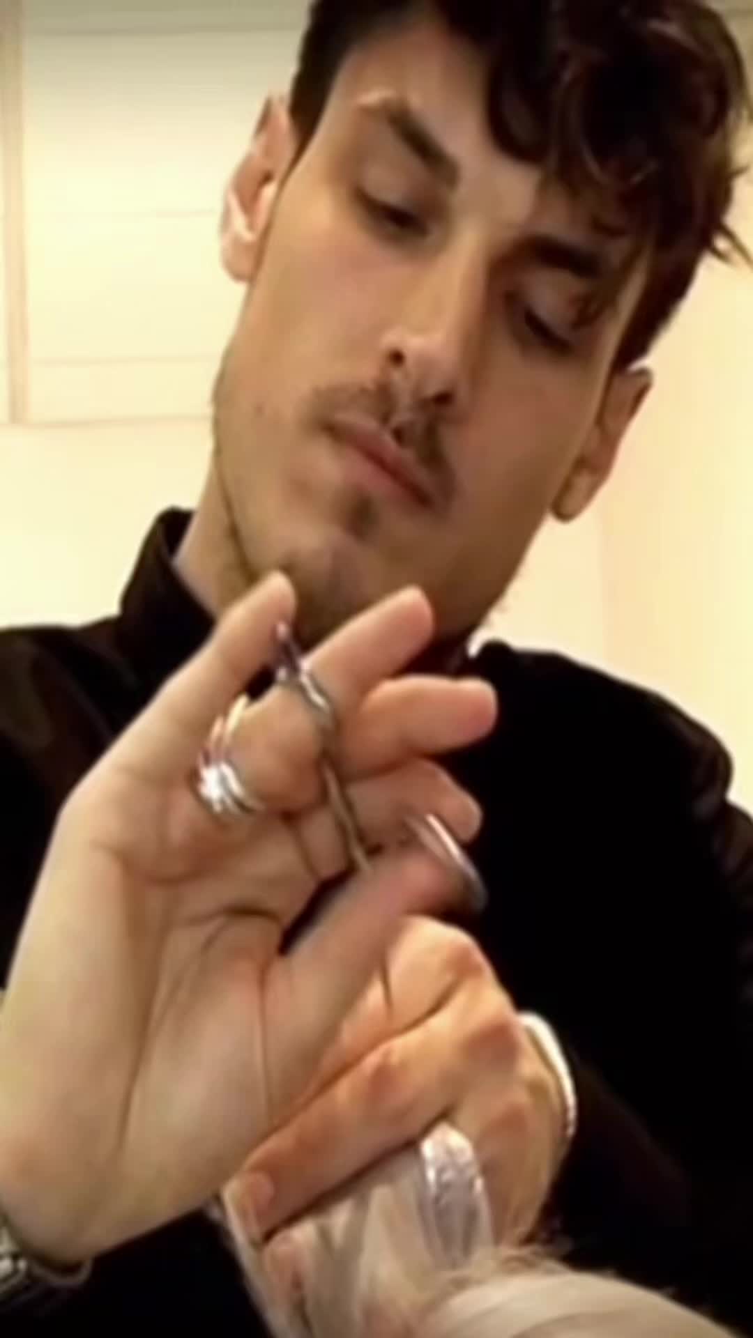 @Chrisappleton1