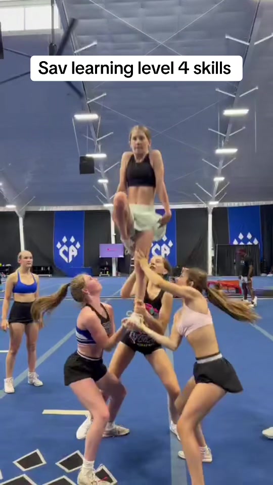 @savycheertoo