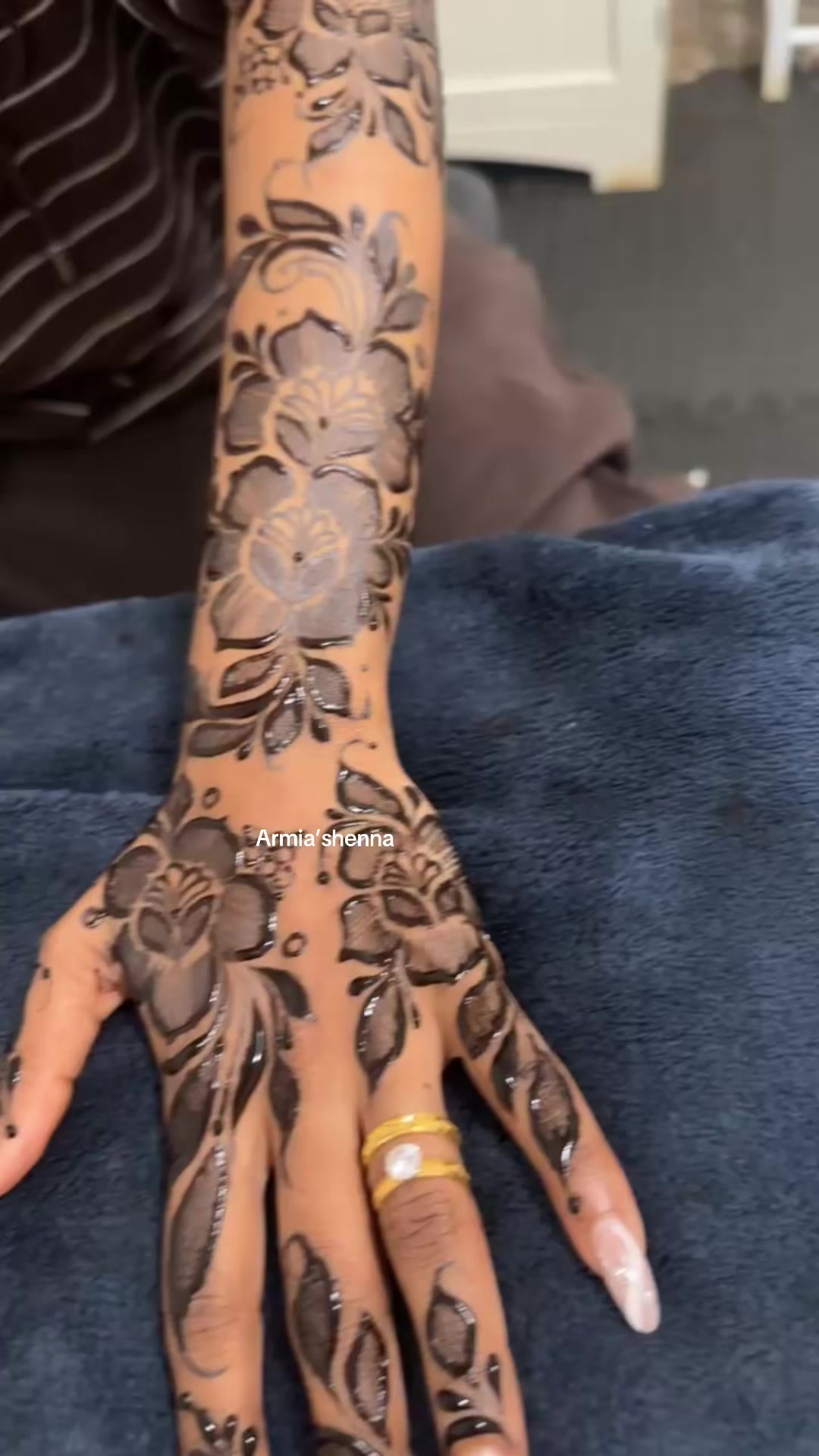 @henna_by_armia