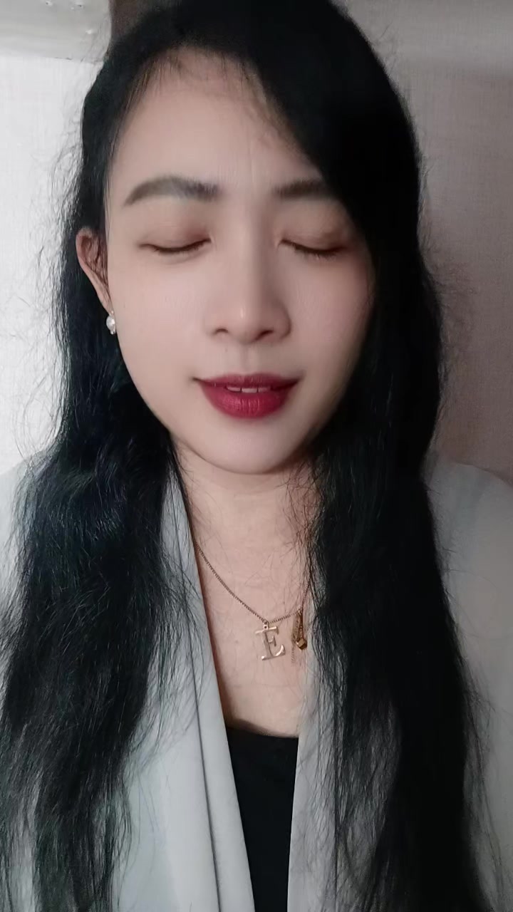 @Ling Ling🇲🇨🇭🇰