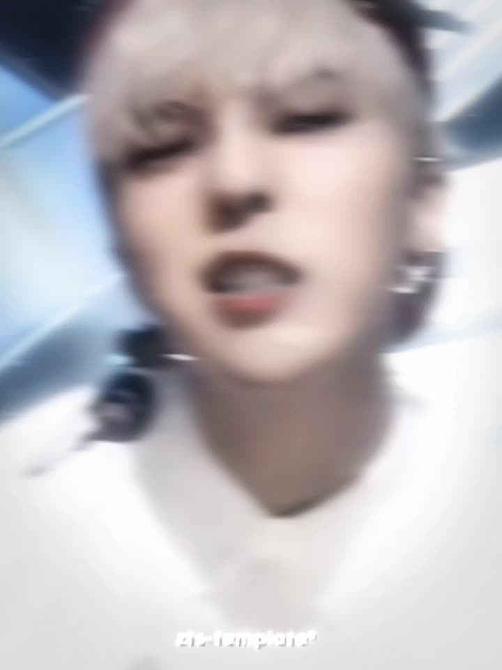 @•지디 와이프 쪼기🗝🐉