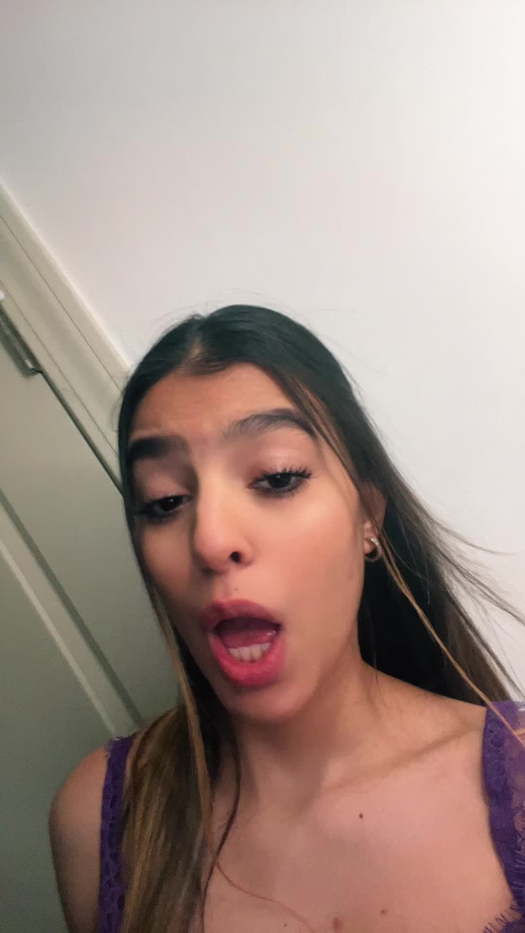 @✨