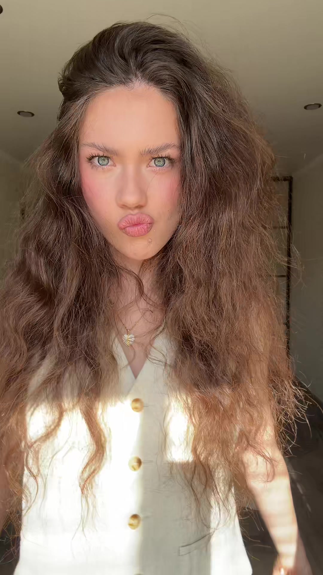 @MYVIKTO