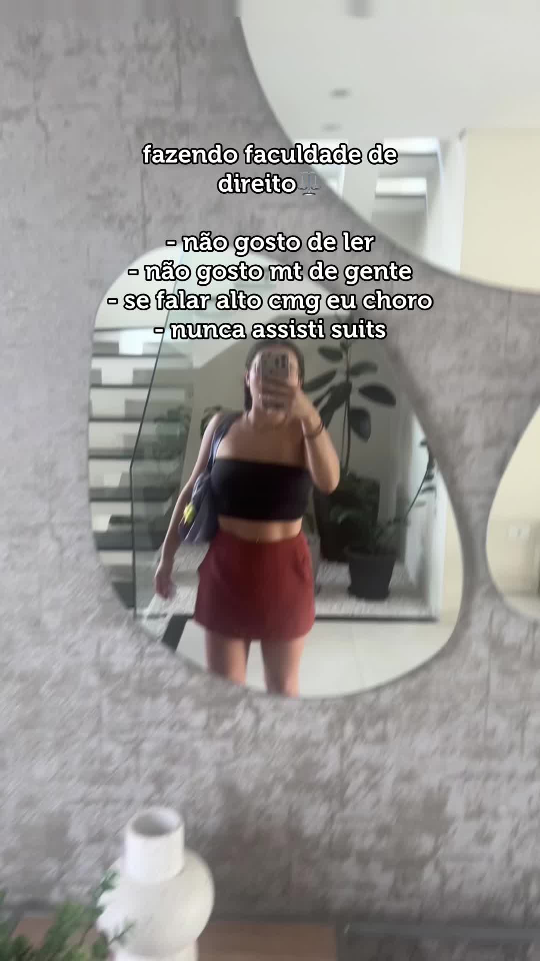 @laragomess