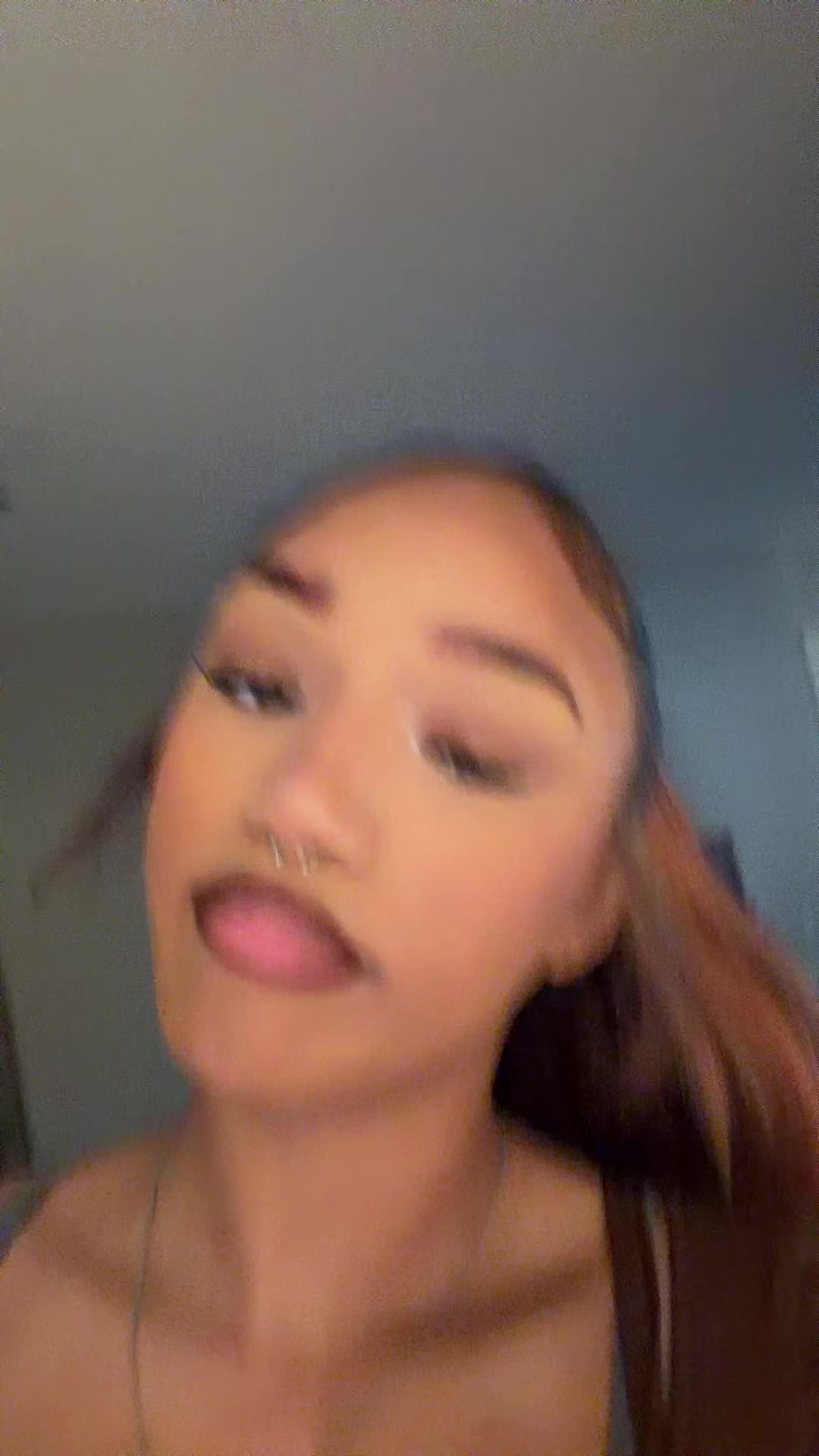 @￴￴