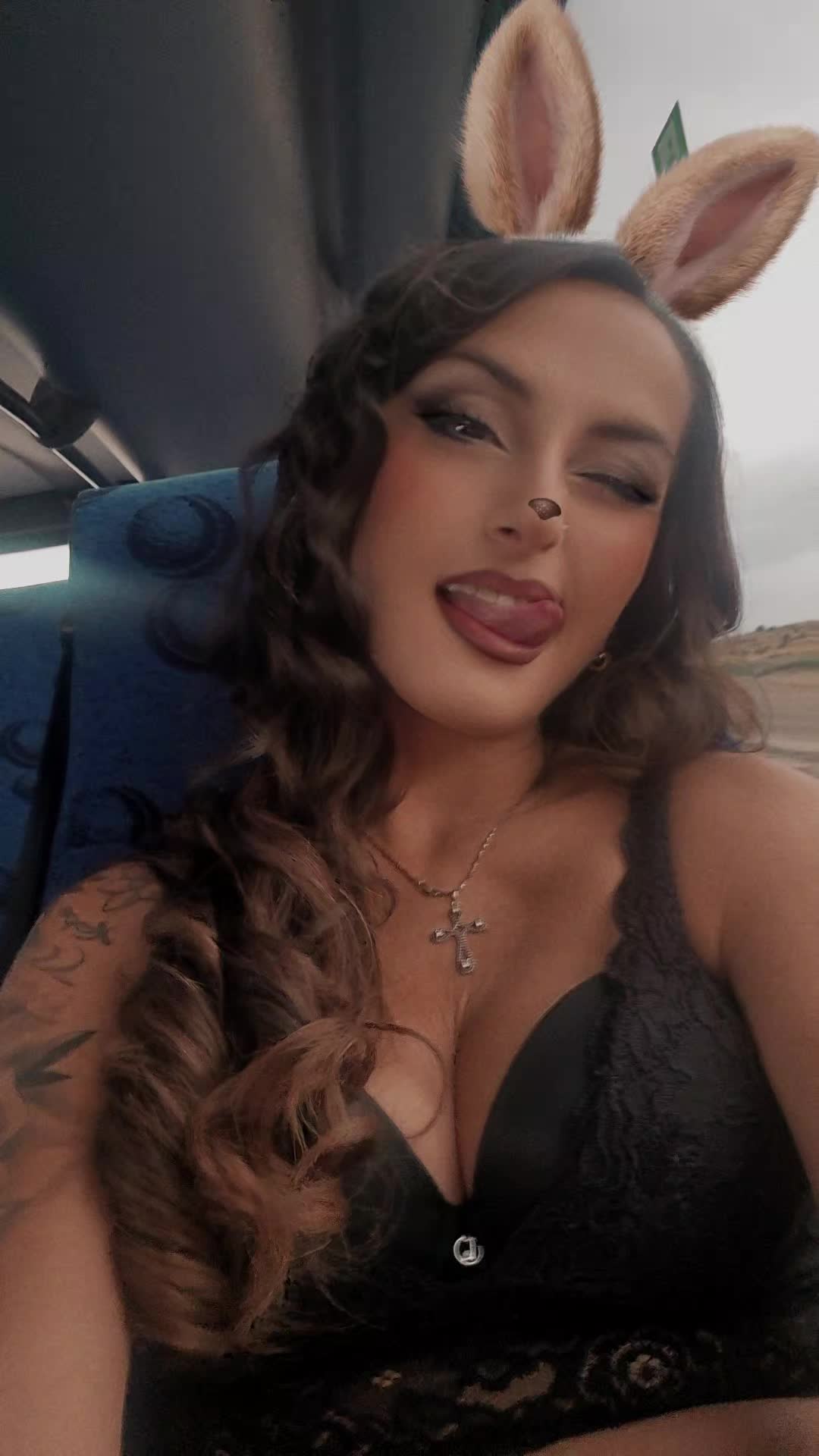 @tizianarebelgirl
