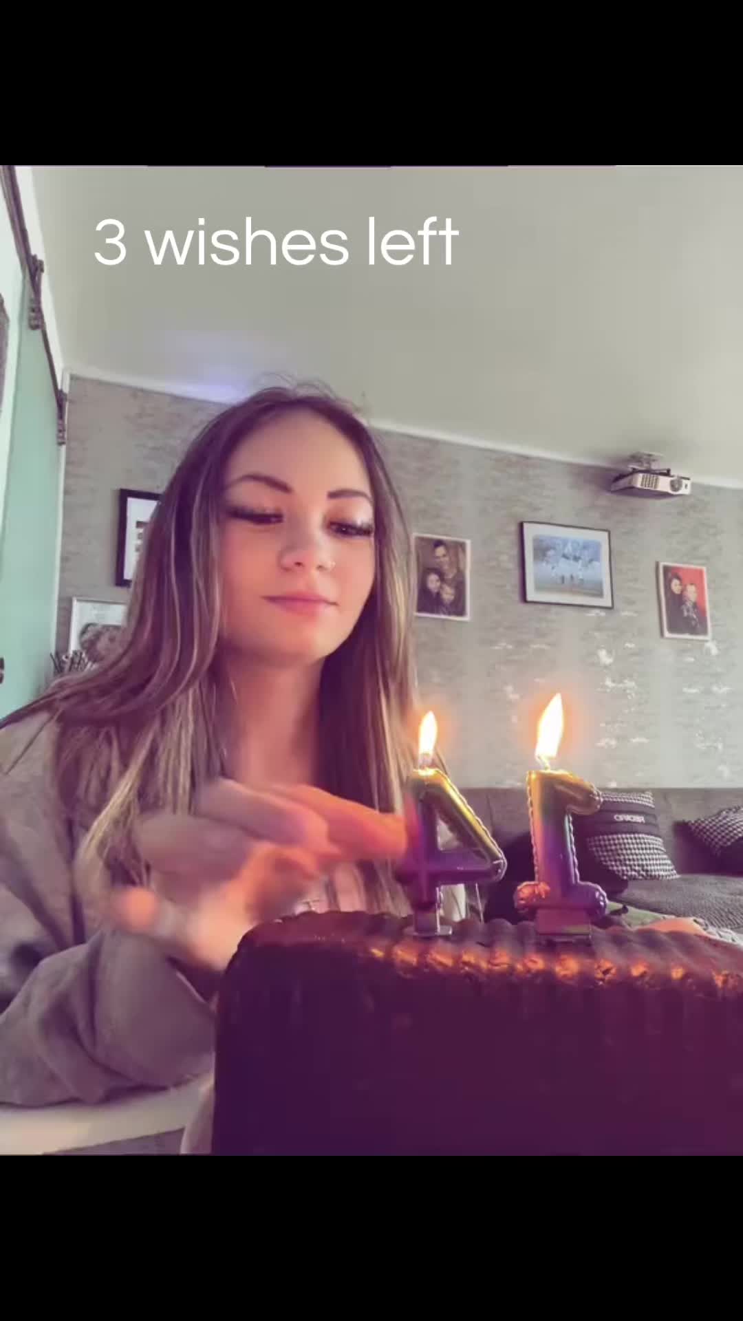 @charlyne