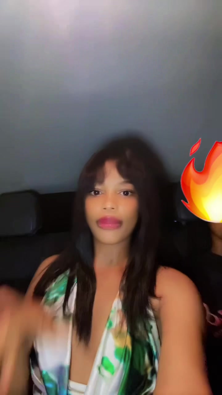 @Bęlįñdæ🎭🚬🐍🤤