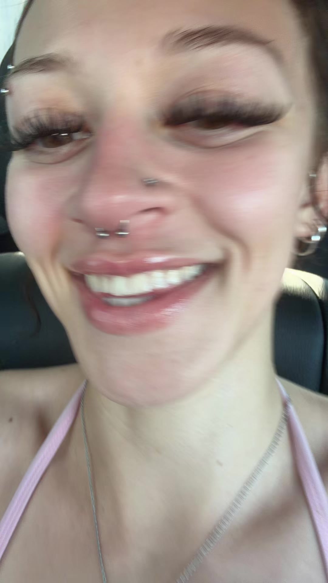 @️