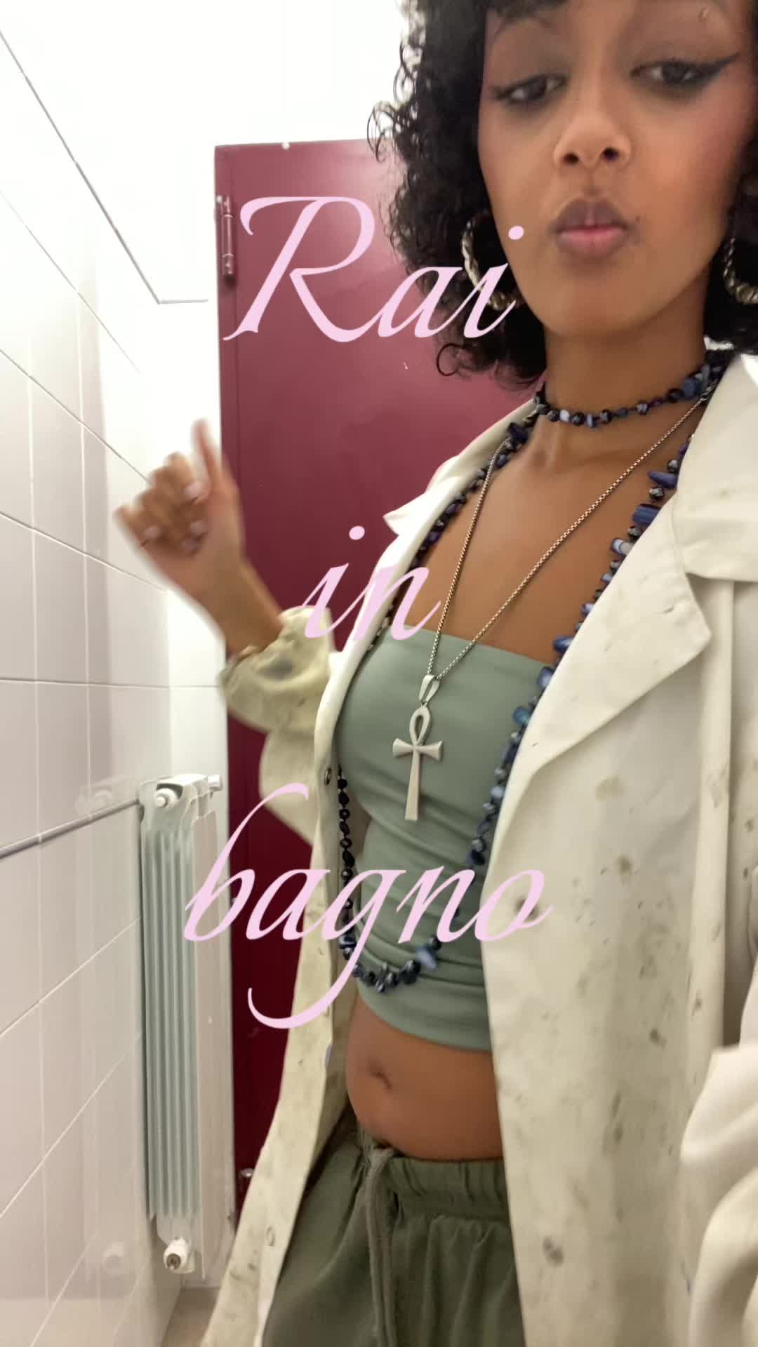 @In_daiana_jones