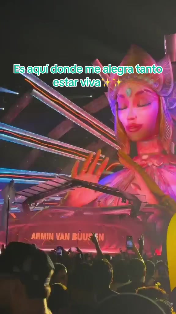 @Laura Zabala