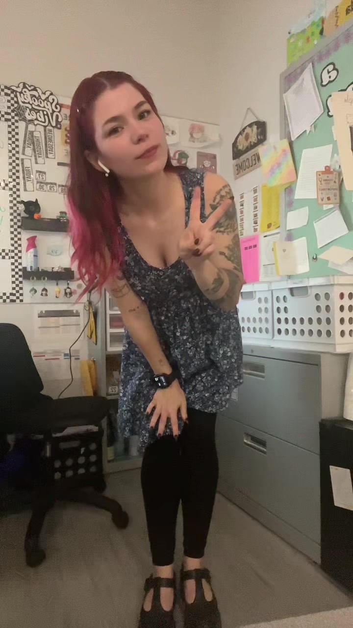 @shelikestojam