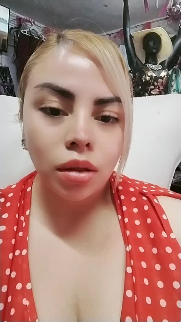 @Rosaitzeloficial