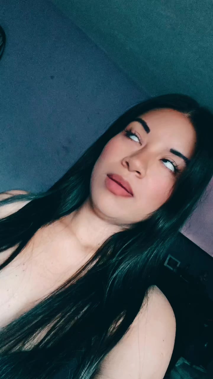 @kathita💞