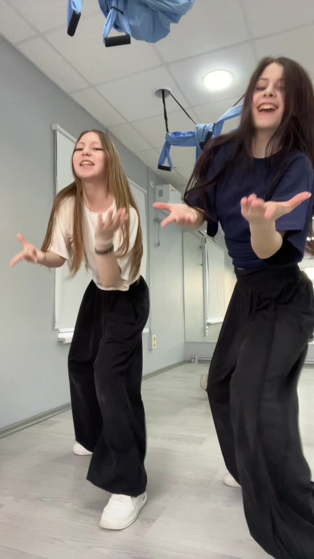 @𝐤𝐤𝐢𝐫𝐚𝐛𝐥𝐢𝐧🪩