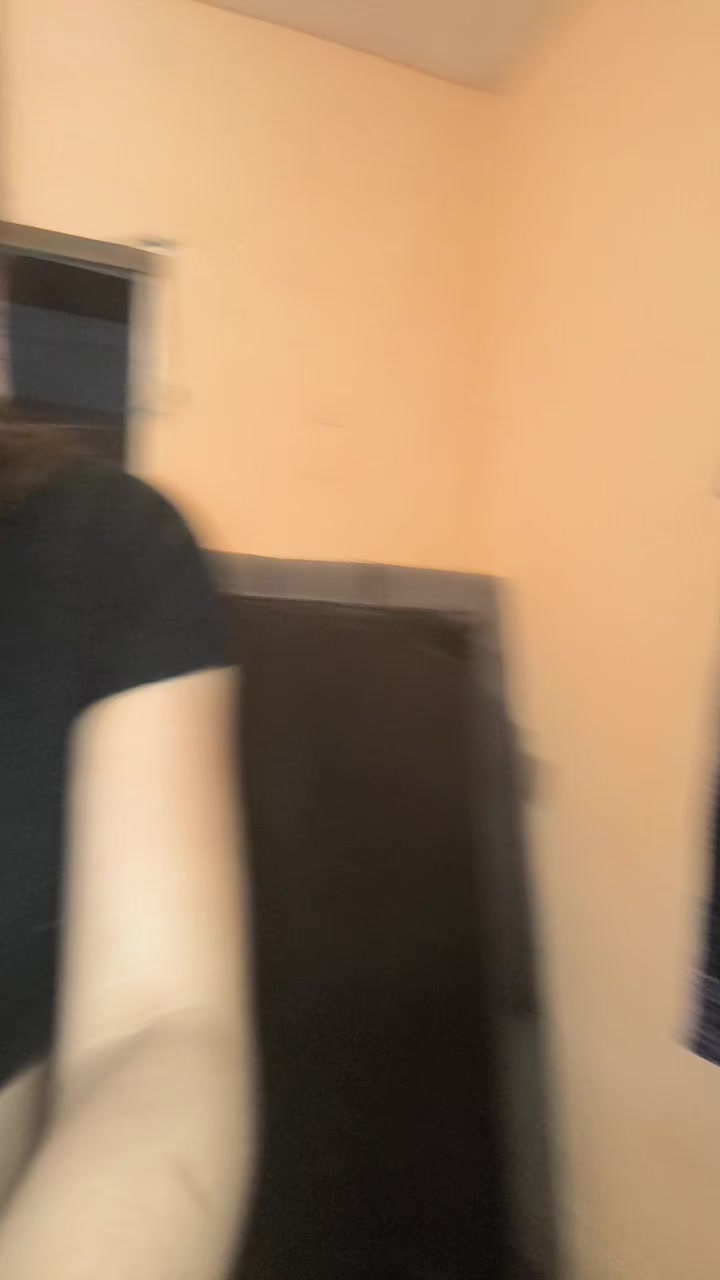 @zuriJane22