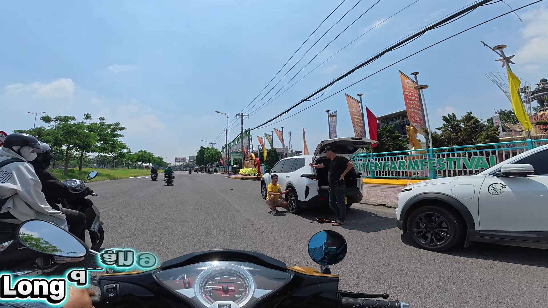 @Long Quận 9