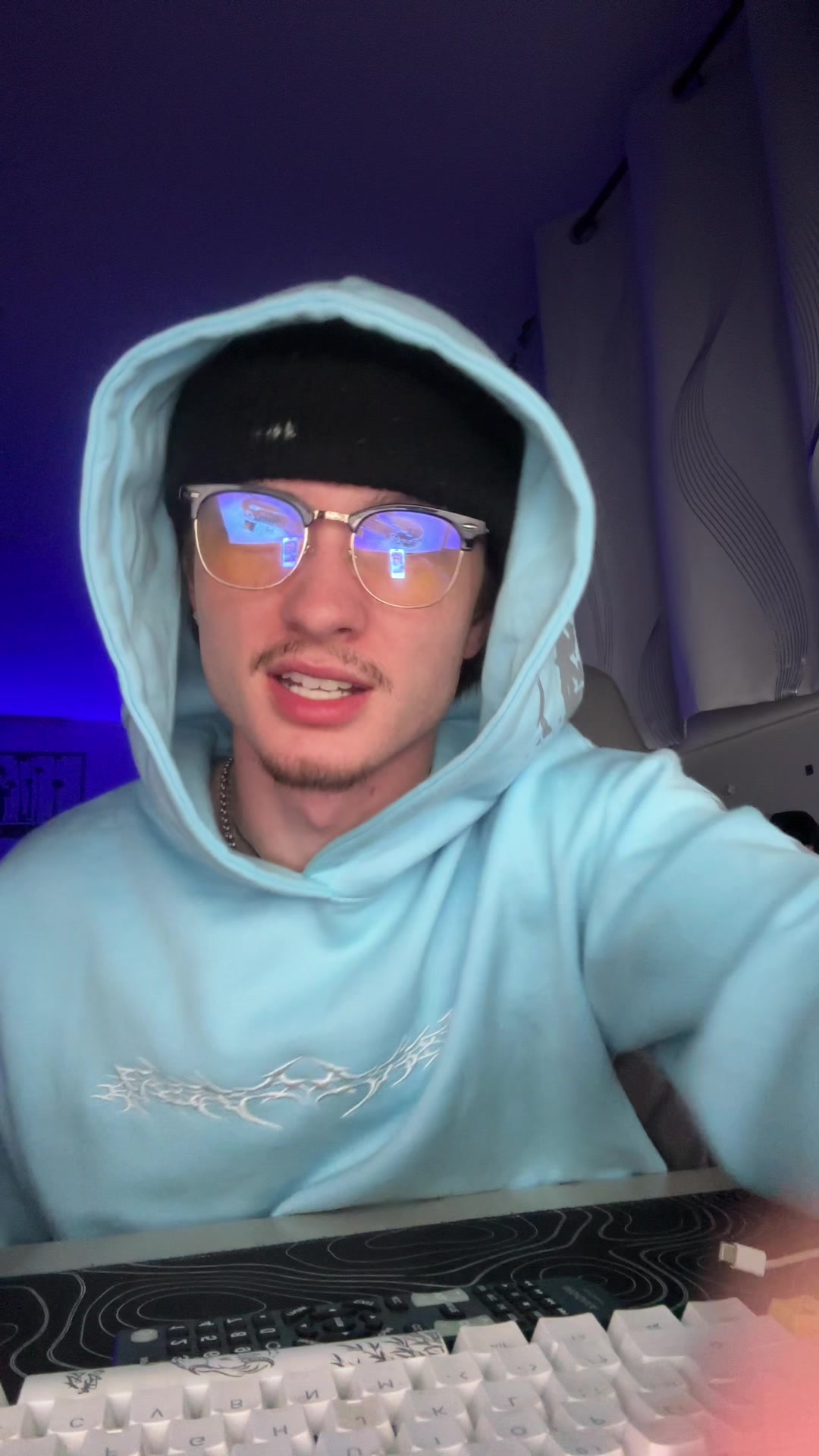 @itz._.alexander