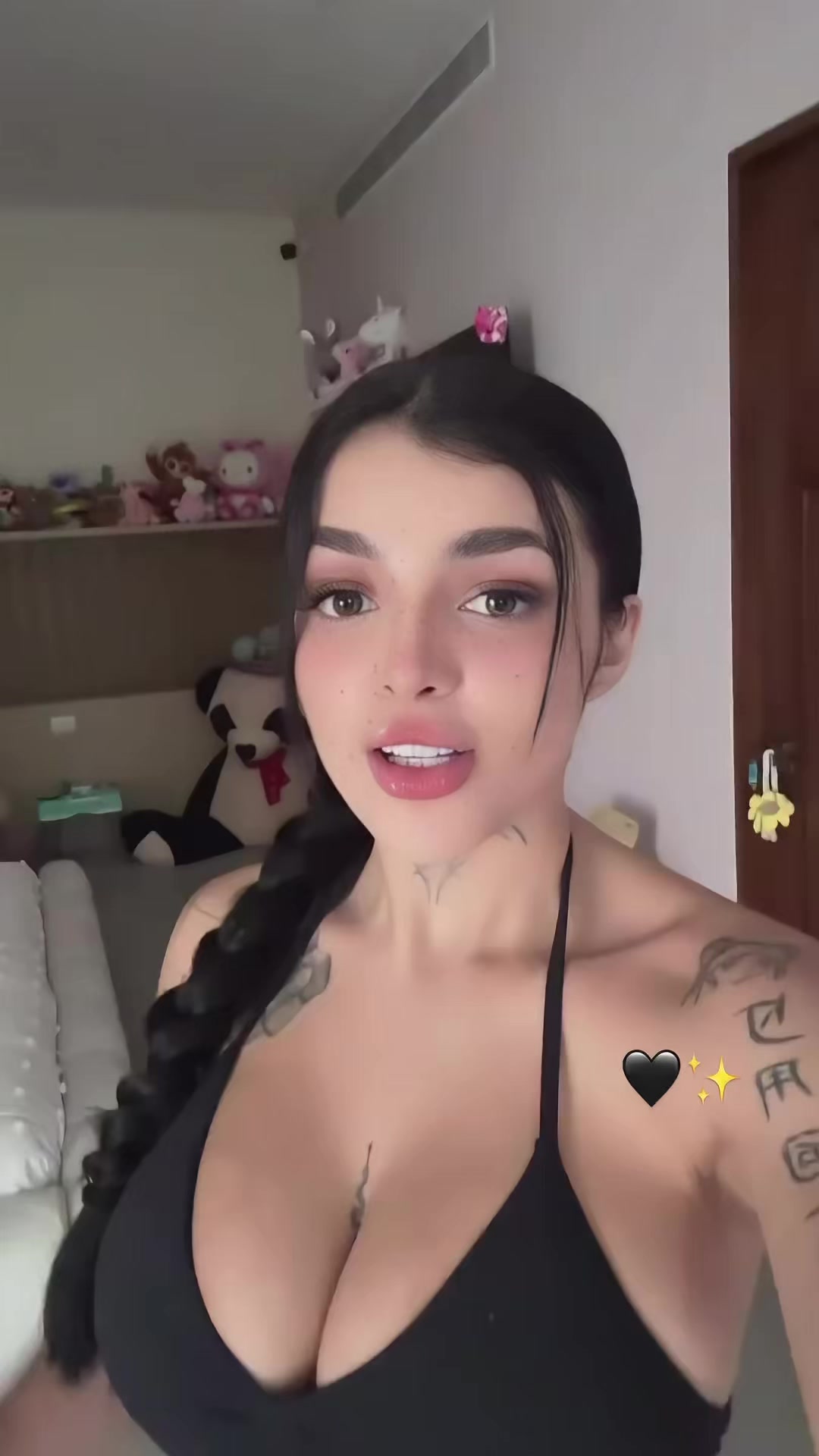 @karelyruiz