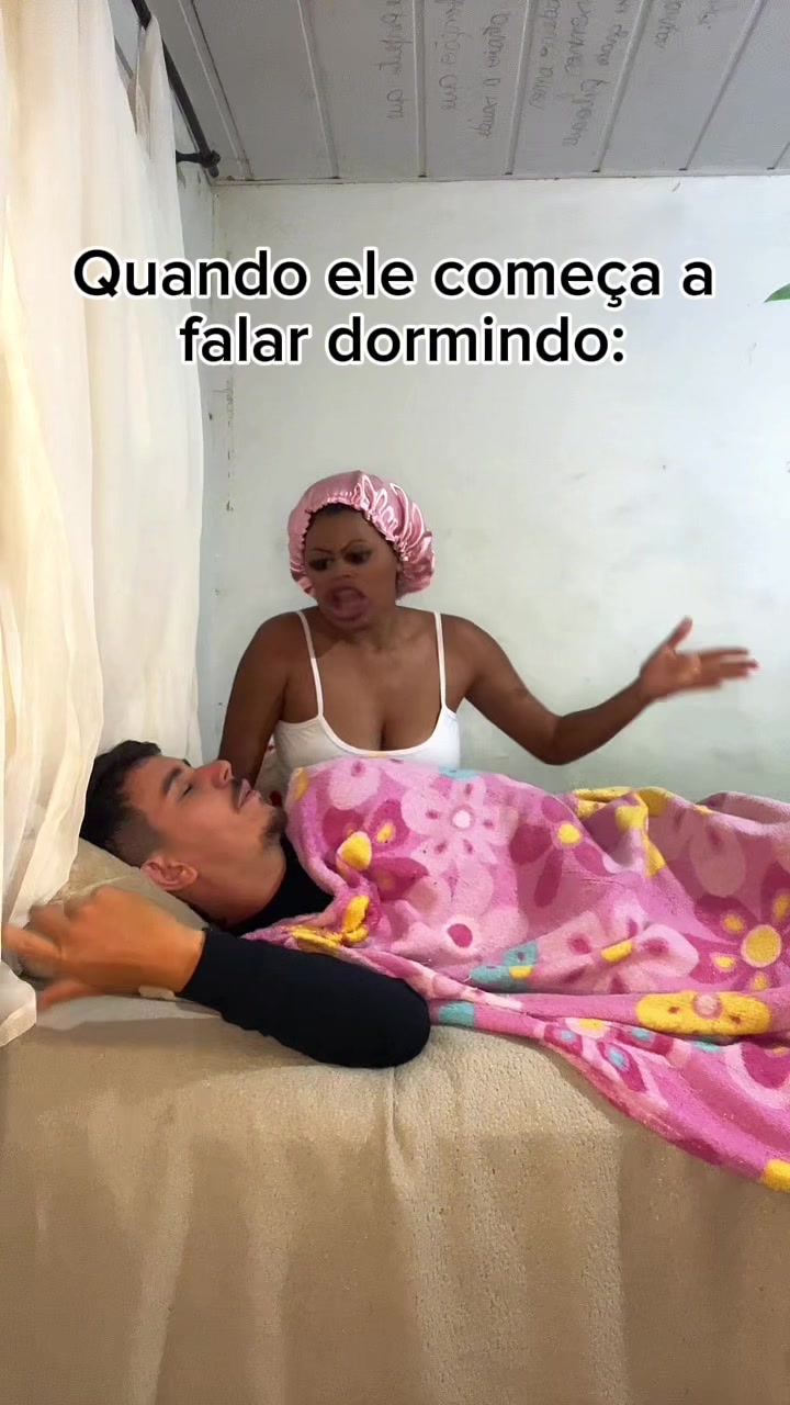 @Locutora amanda_dervilli