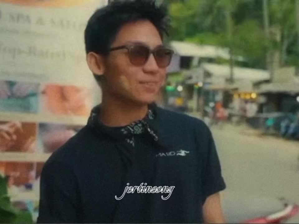 @_jertineong_