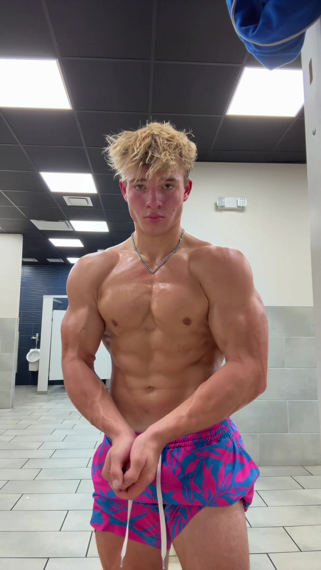@blake_aura