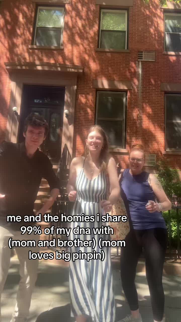 @ashlyn 🤬